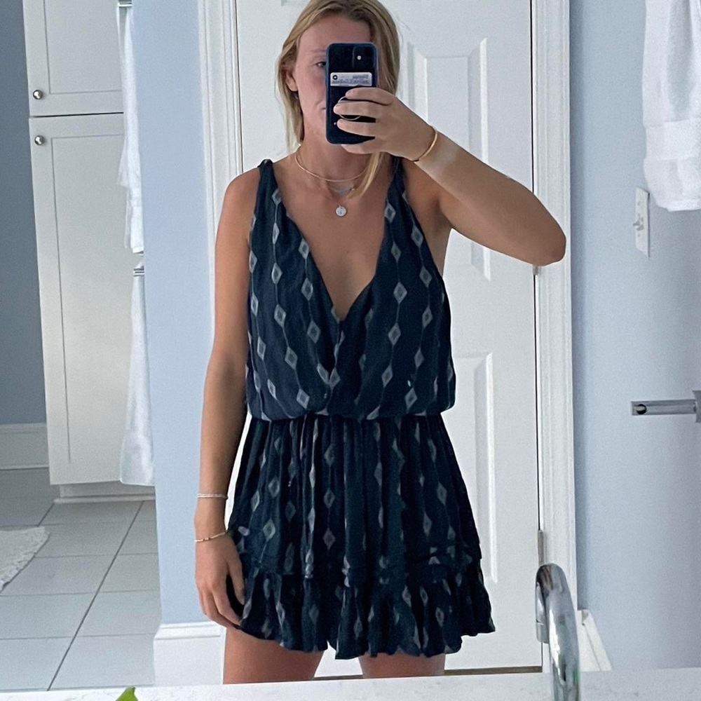 Cross over dress with button to pin it mini dress